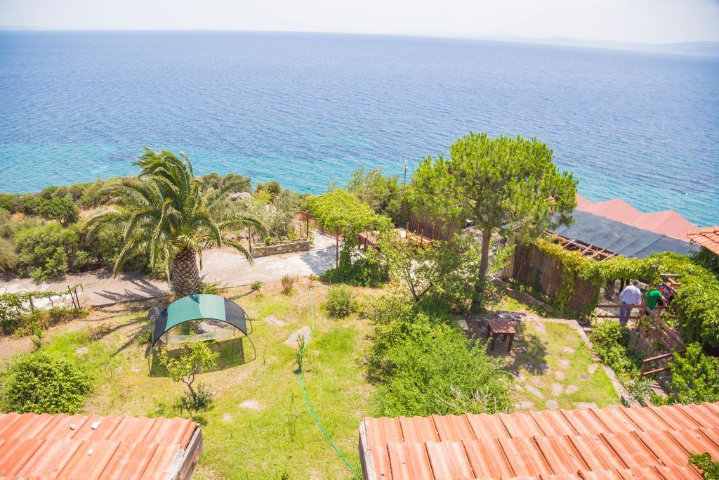 Assos Terrace Hotel Екстер'єр фото