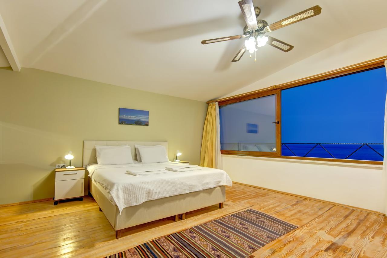 Assos Terrace Hotel Екстер'єр фото