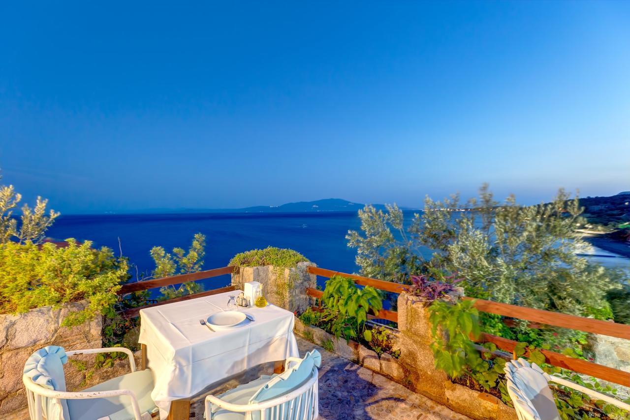 Assos Terrace Hotel Екстер'єр фото